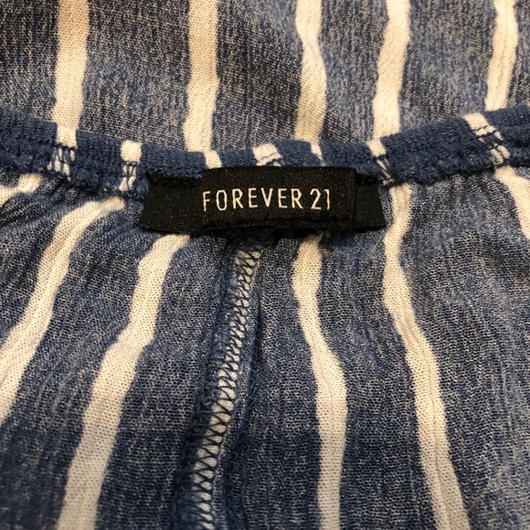 Forever 21 off the shoulder top - Picture 7 of 8